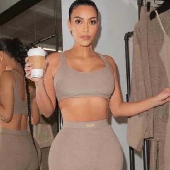 SKIMS Terry Toweling Scoop Bralette  Desert XS - Picture 1 of 9